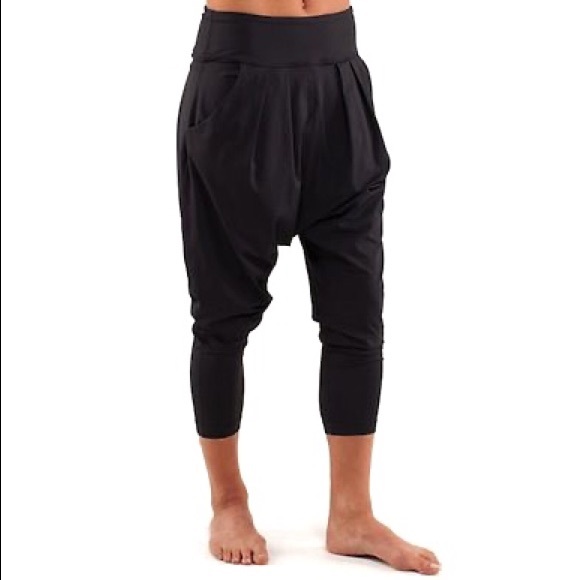 lululemon sabrina pant